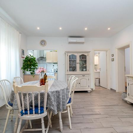Apartman Duje Trogir Bagian luar foto